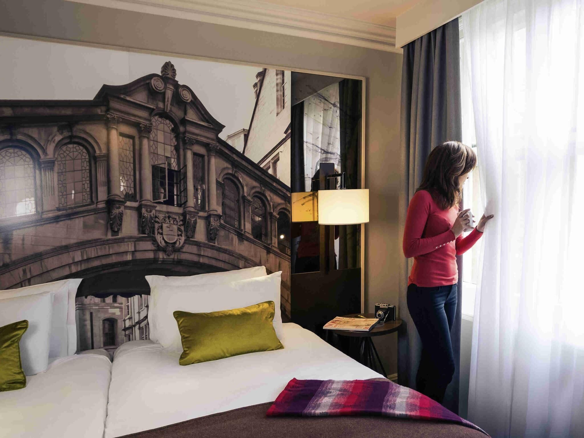 Privilege, Double Room, 1 Double Bed | In-room safe, desk, iron/ironing board, free WiFi