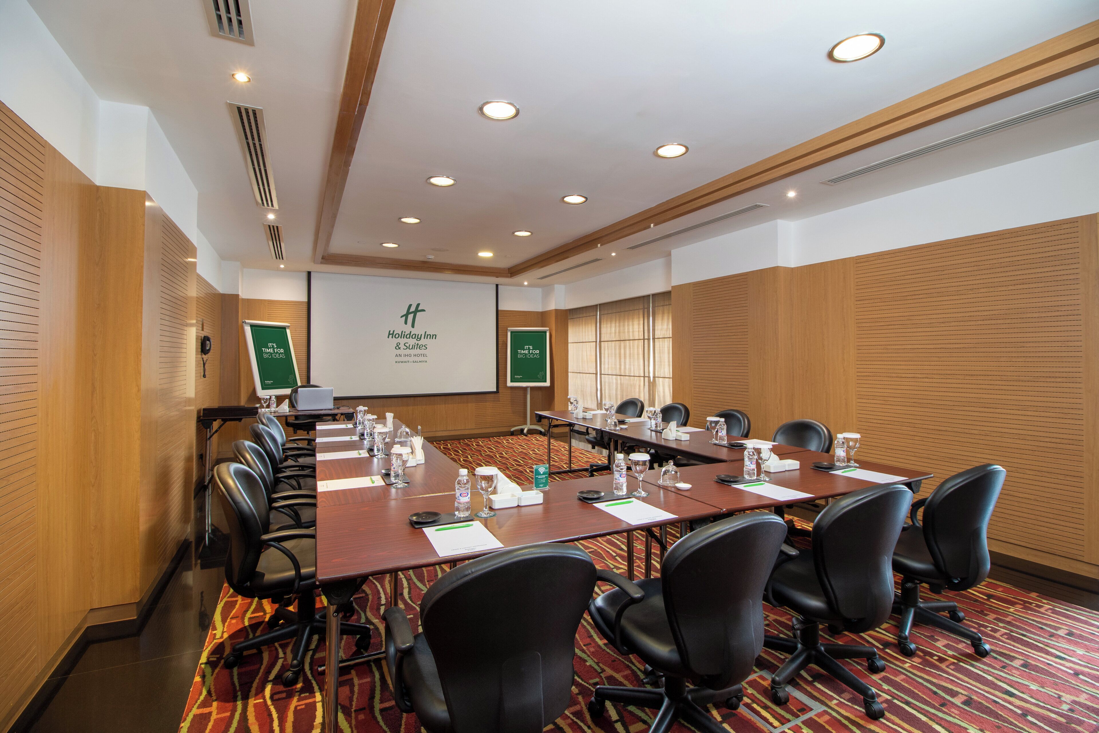 Photo - Holiday Inn Kuwait by IHG