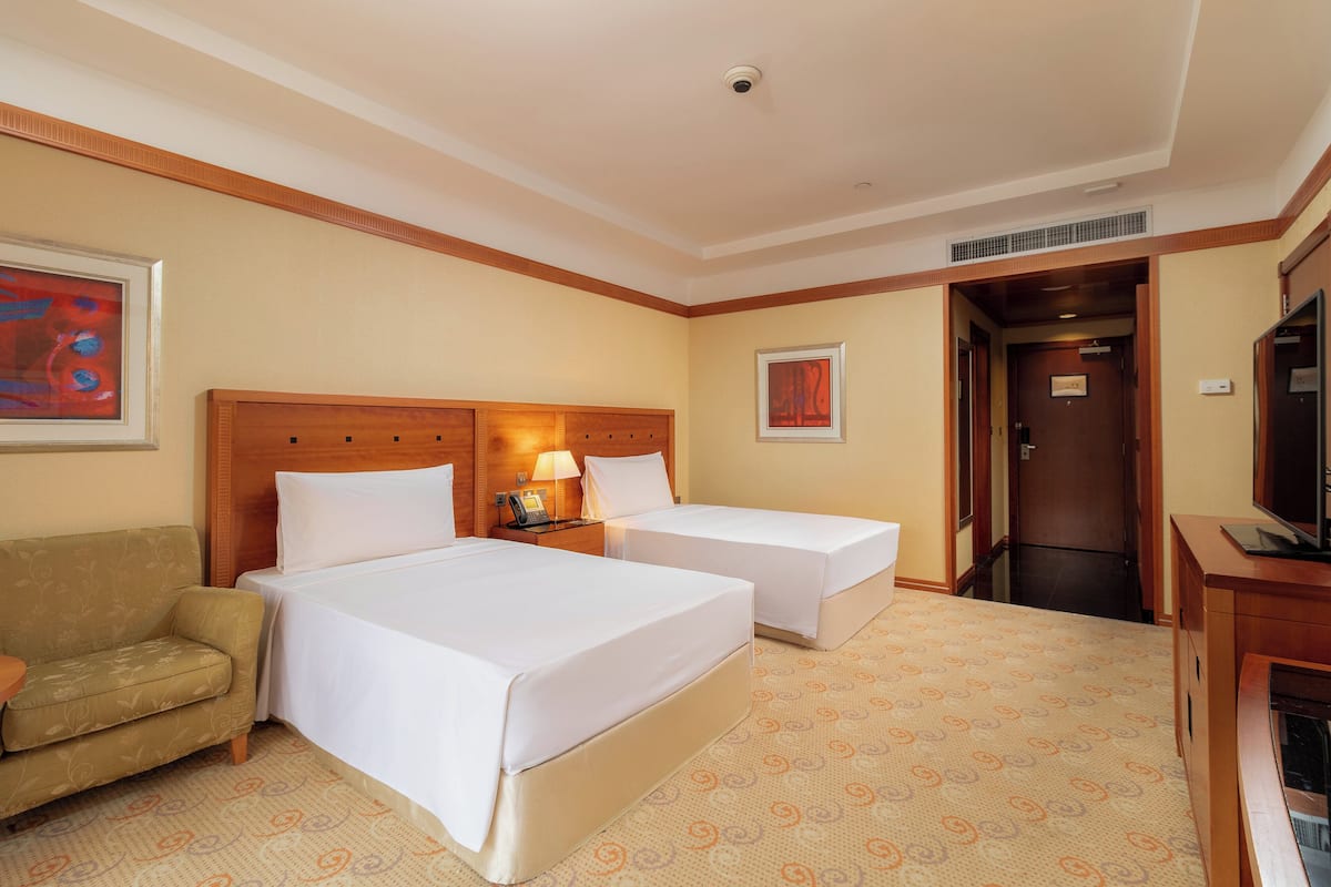 Premium-Zimmer, 2 Einzelbetten, Zutritt zur Club Lounge, Poolblick