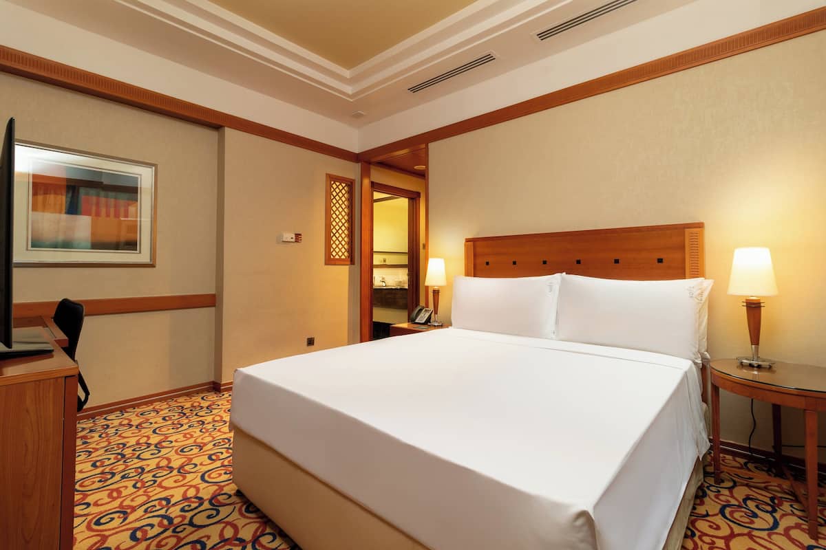 1 bedroom, minibar, in-room safe, desk