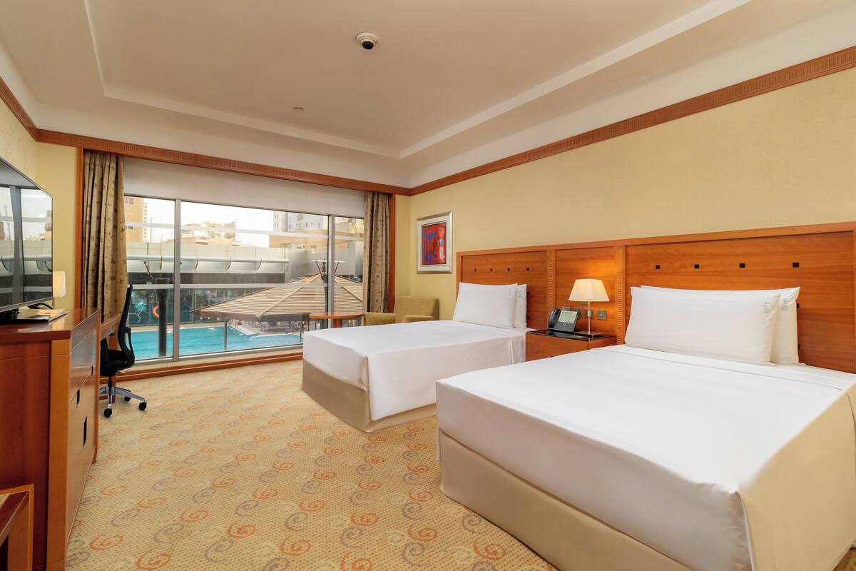 Premium Room, 2 Single Beds, Club lounge access, Pool View