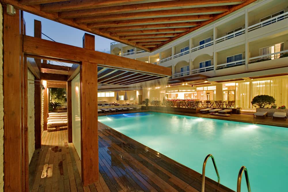 Athineon Hotel