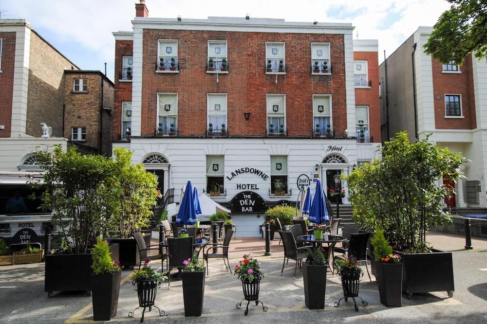 Lansdowne Hotel
