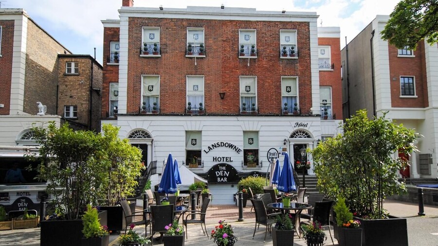 Lansdowne Hotel