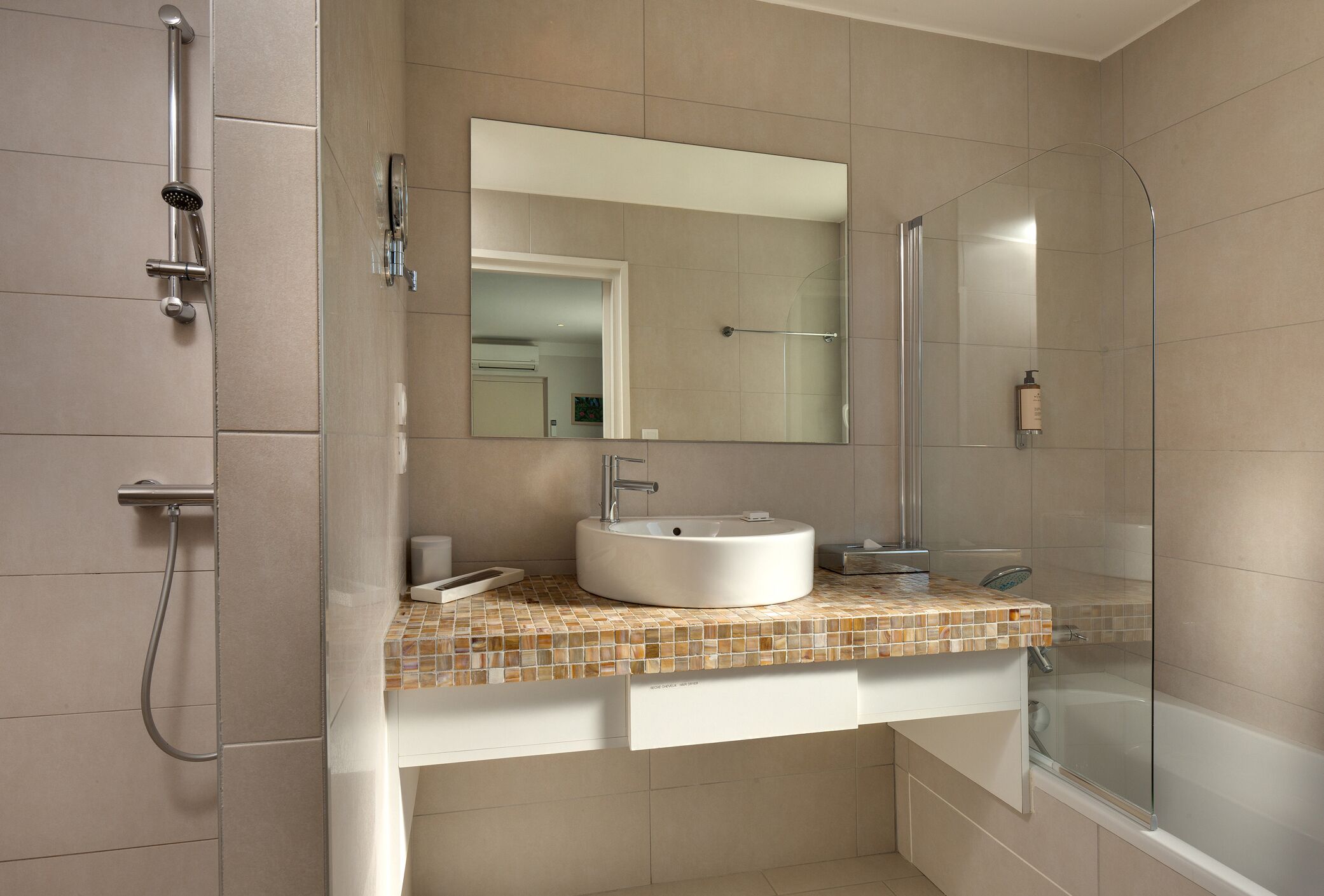 apartment | bathroom | free toiletries, hair dryer, towels