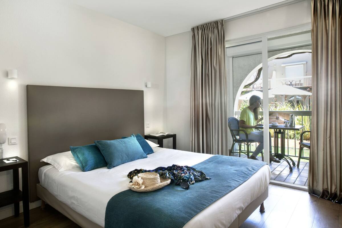 1 bedroom, minibar, in-room safe, desk