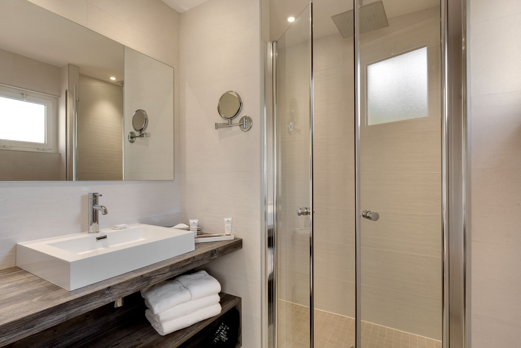 apartment | bathroom | free toiletries, hair dryer, towels