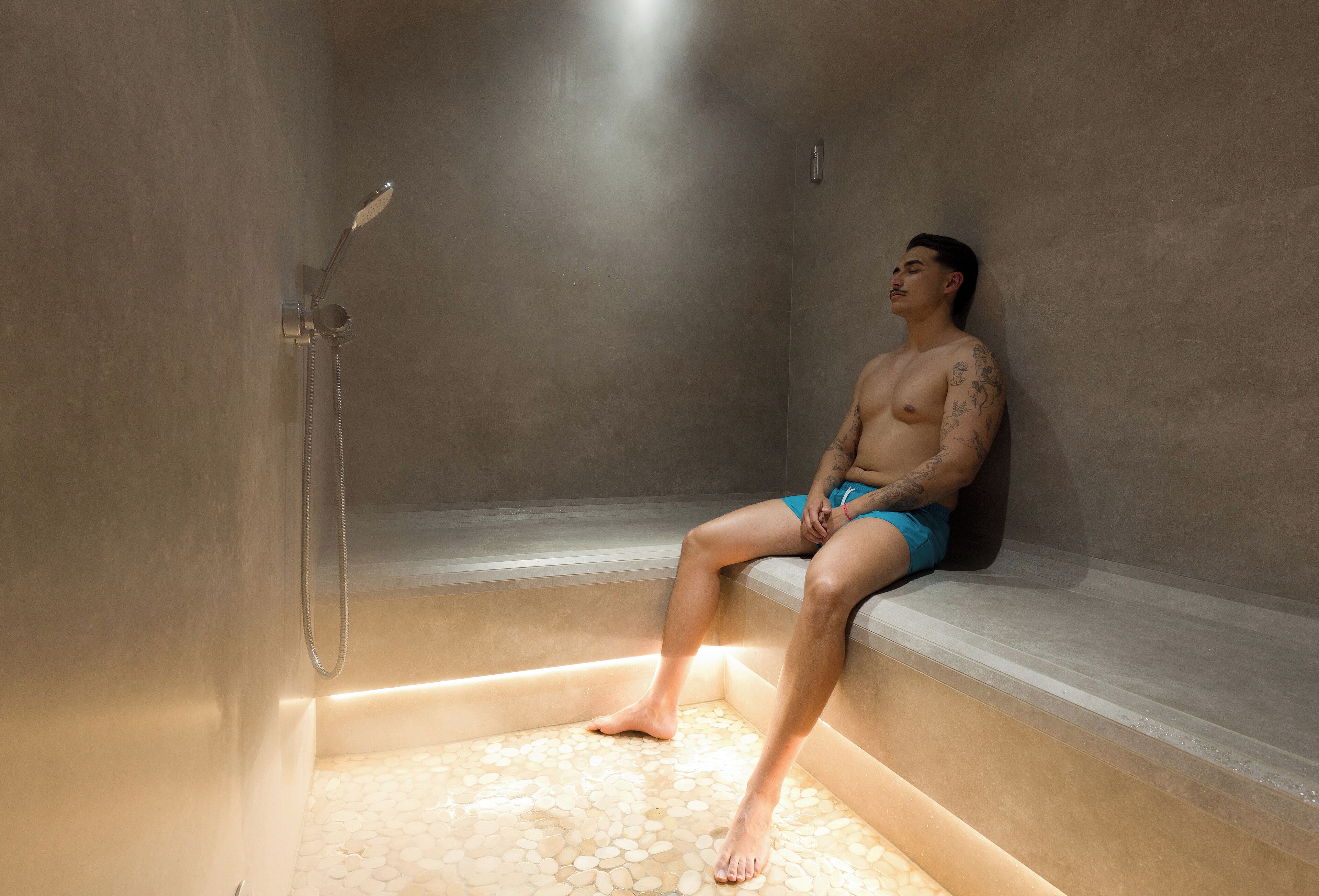 Sauna, hot tub, steam room, body treatments, body wraps, body scrubs