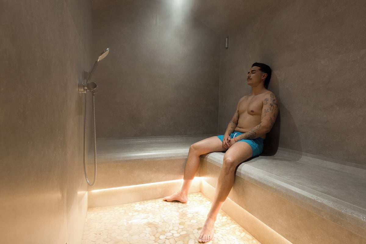 sauna, hot tub, steam room, body treatments, body wraps, body scrubs