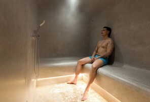 桑拿、热水浴缸、湿蒸房、身体护理、体膜护理、身体磨砂