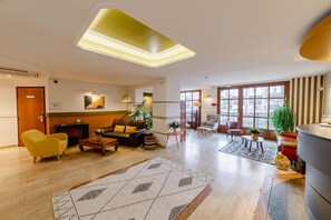 Lobby - Best Western Hotel Le Pont D'Or (Figeac)