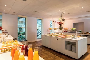 Dagelijks ontbijtbuffet (toeslag)