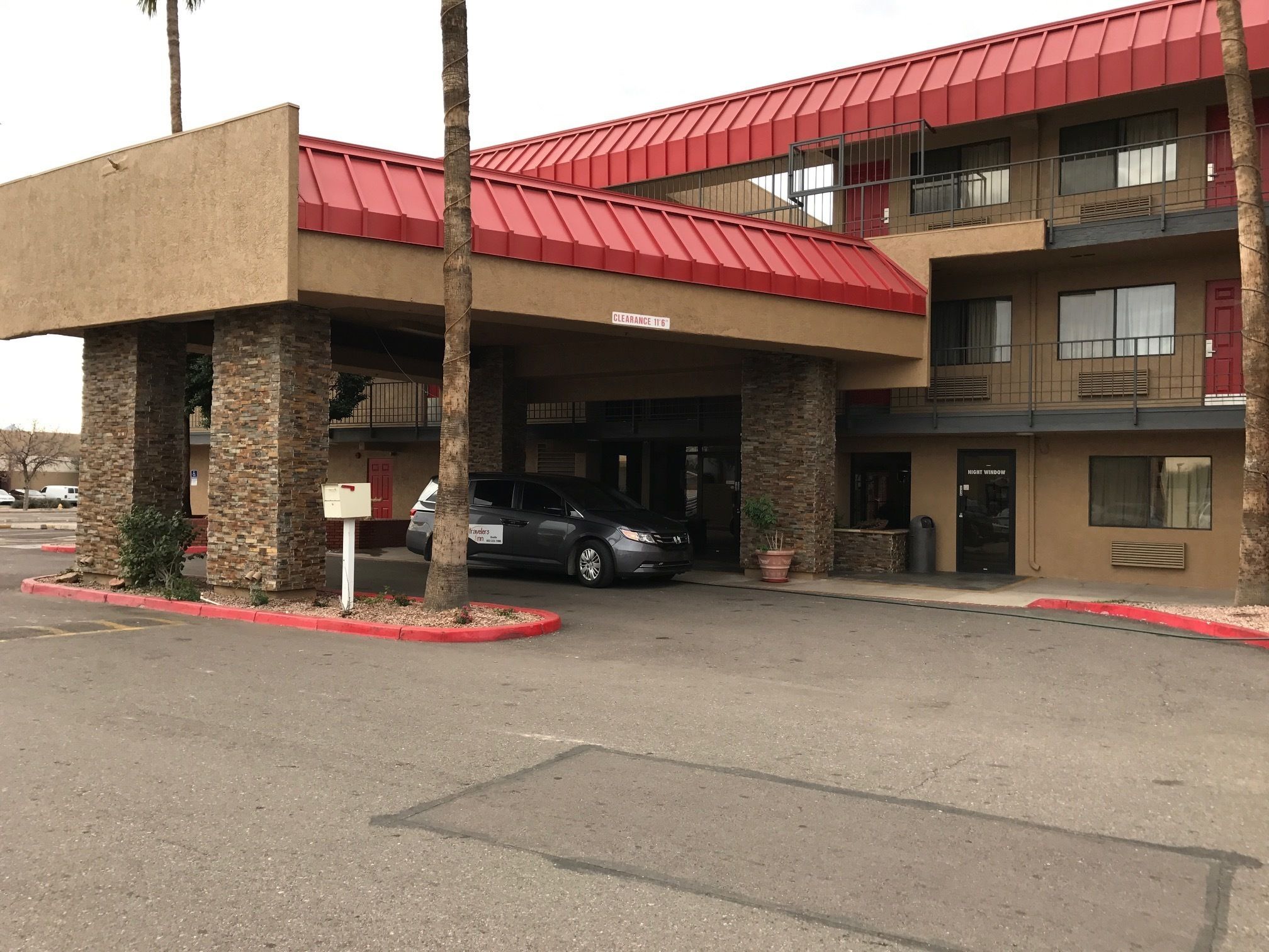 Foto - Travelers Inn - Phoenix