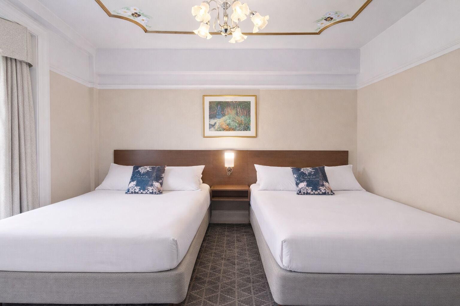 Photo - Cornell Hotel