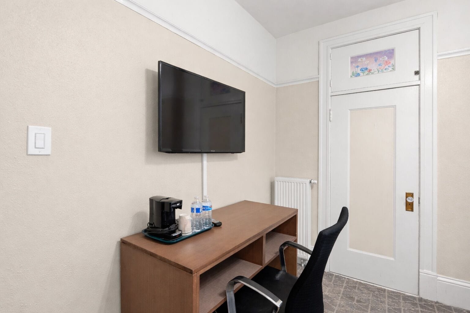 Photo - Cornell Hotel