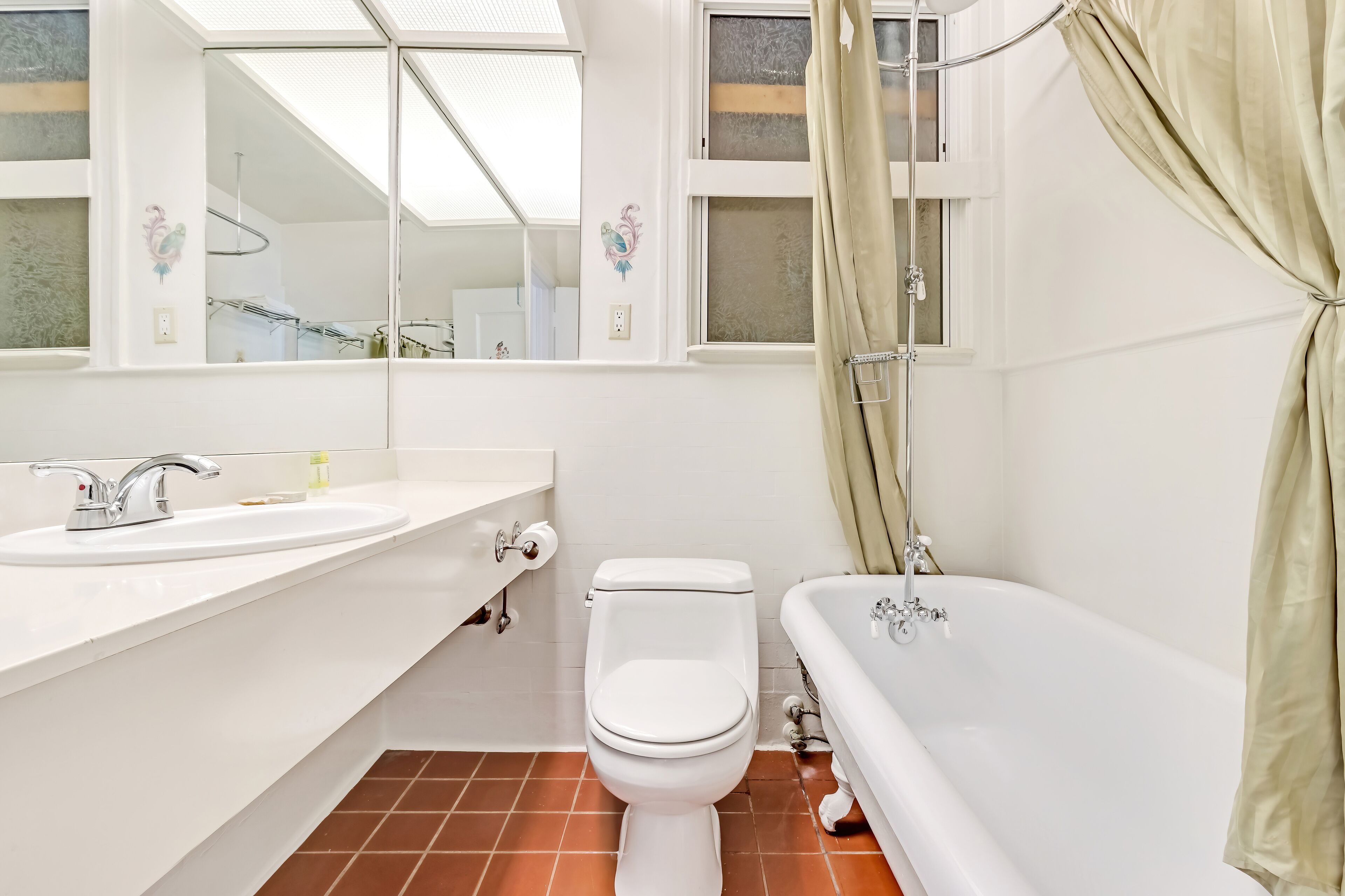 premier room, 1 queen bed | bathroom | free toiletries, hair dryer, towels