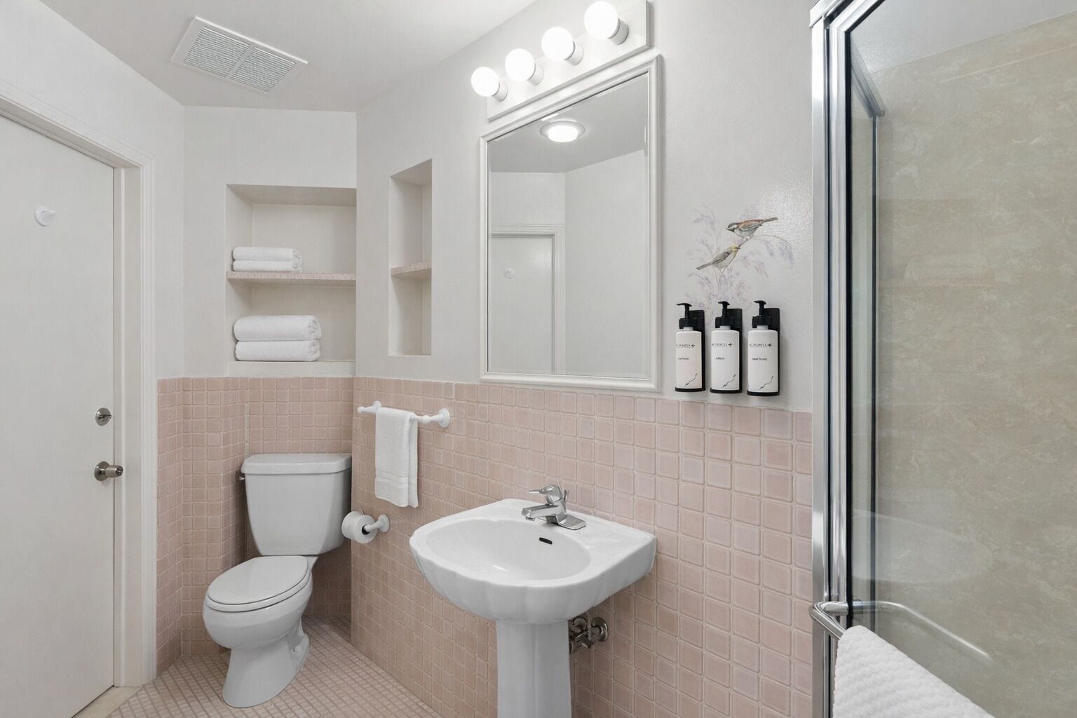 Photo - Cornell Hotel