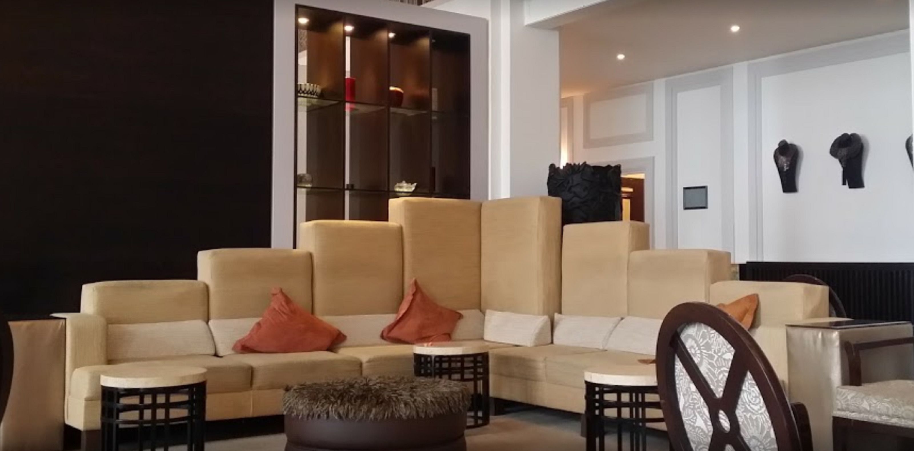 Photo - Cavendish Hotel