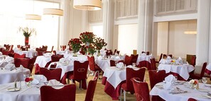 Dining - Cavendish Hotel (Eastbourne)