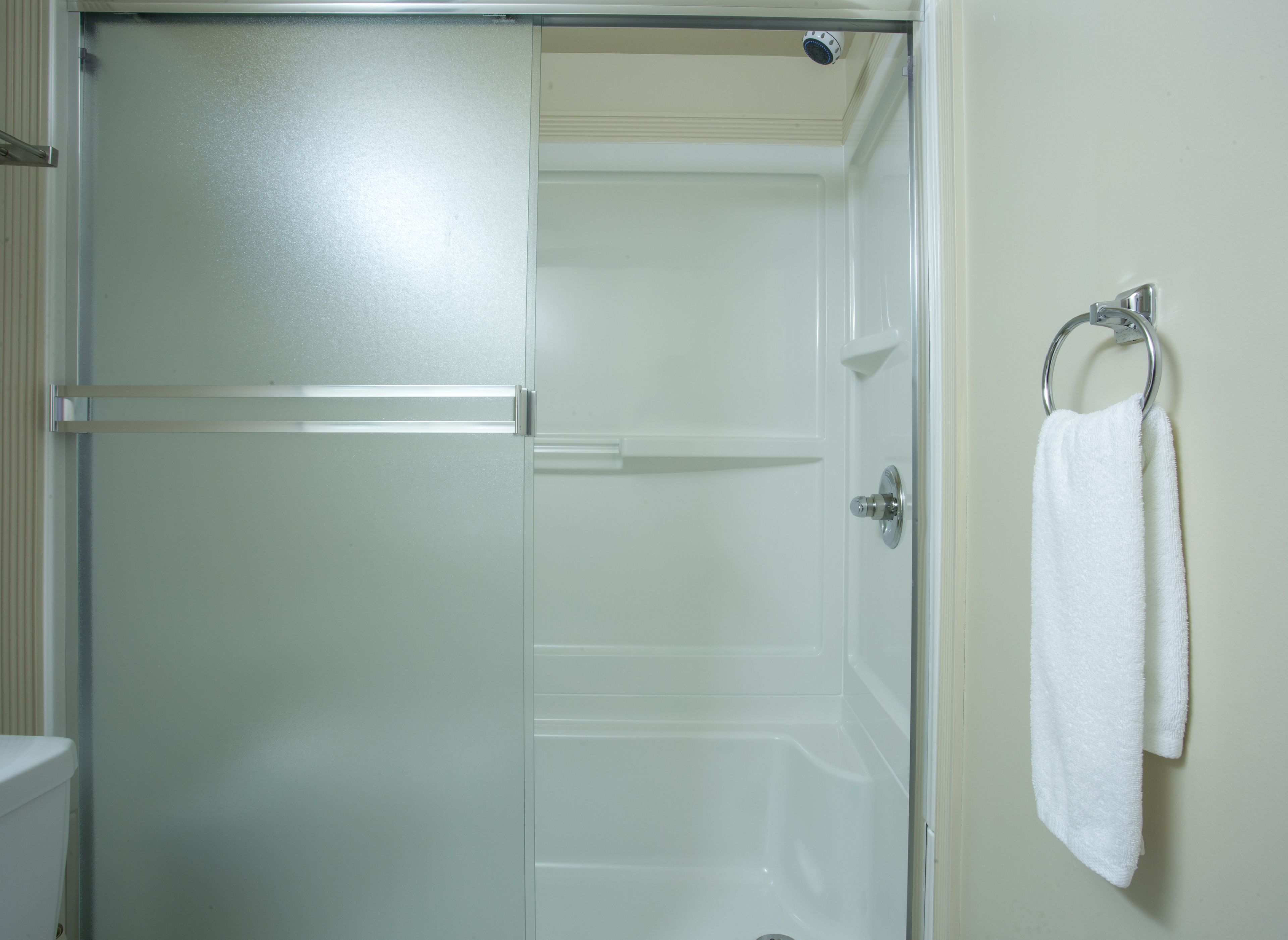 Studio | Dusj på badet