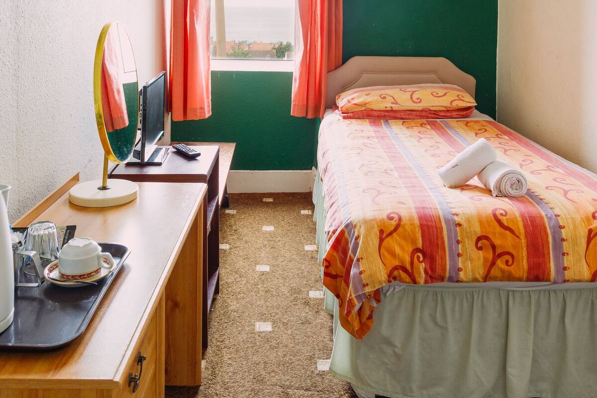 In-room safe, desk, cots/infant beds, free WiFi