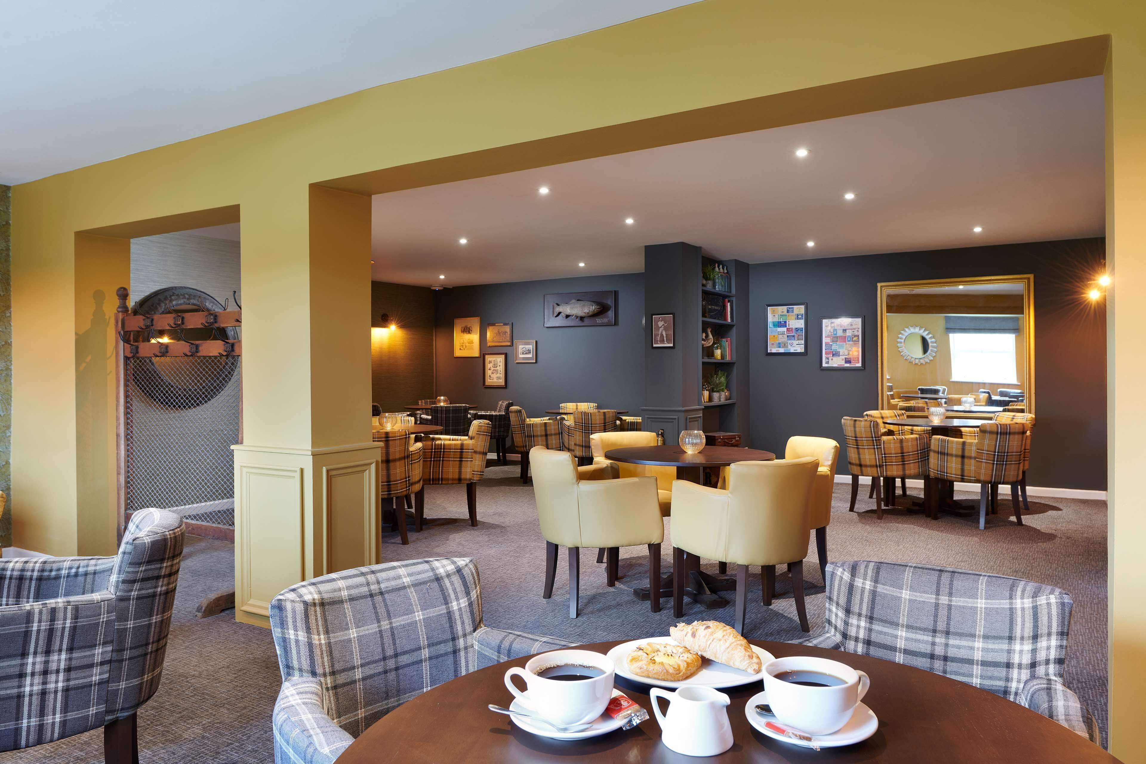 Breakfast, lunch, dinner served; British cuisine, al fresco dining 