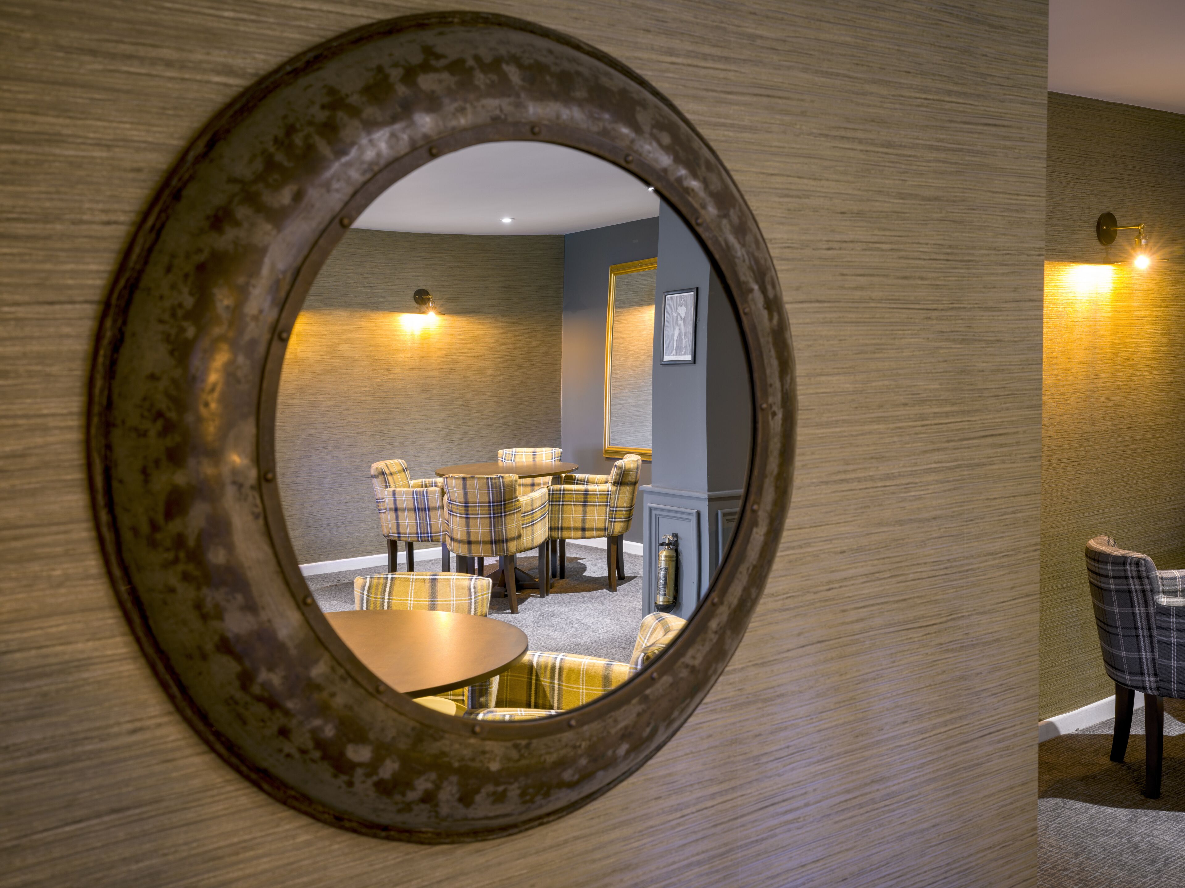 breakfast, lunch, dinner served; british cuisine, al fresco dining