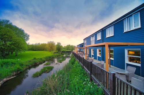 The Bridge House, BW Signature Collection