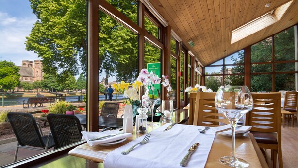 Breakfast, lunch and dinner served - The Waterside Hotel Inverness (Inverness)