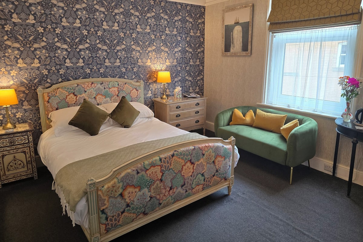 Double Room (King Size Double Room.)