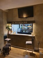 酒吧（店内）