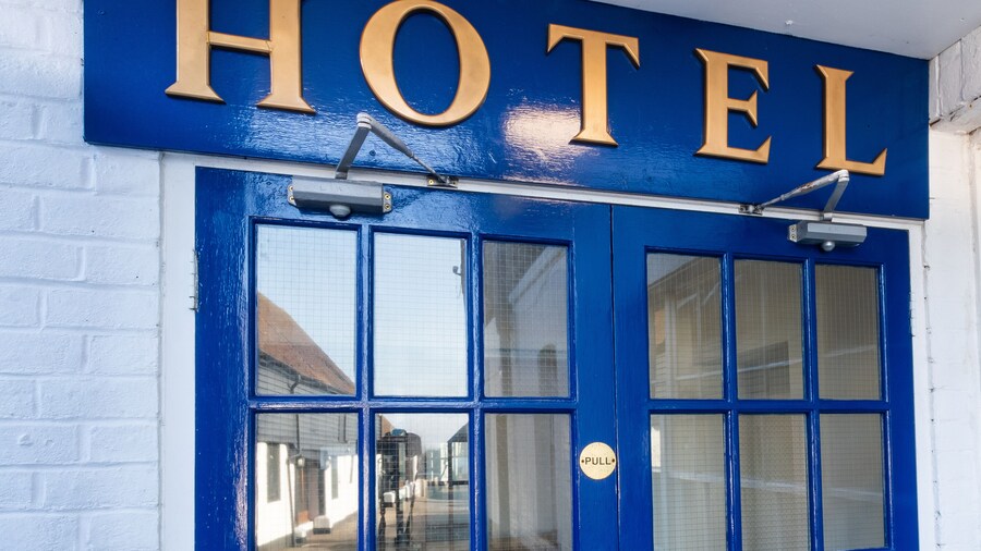 The George Hotel
