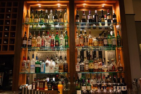 Bar (en la propiedad)