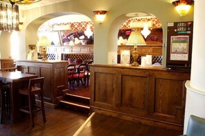Dining - The Globe and Crown (Yeovil)