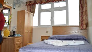 In-room safe, desk, iron/ironing board, free WiFi