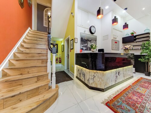 Grantly Hotel, London Shepherd's Bush