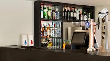 Bar (in der Unterkunft)