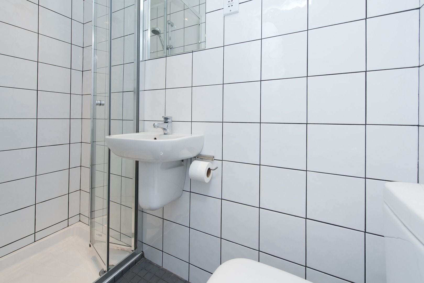 Photo - Crestfield Hotel