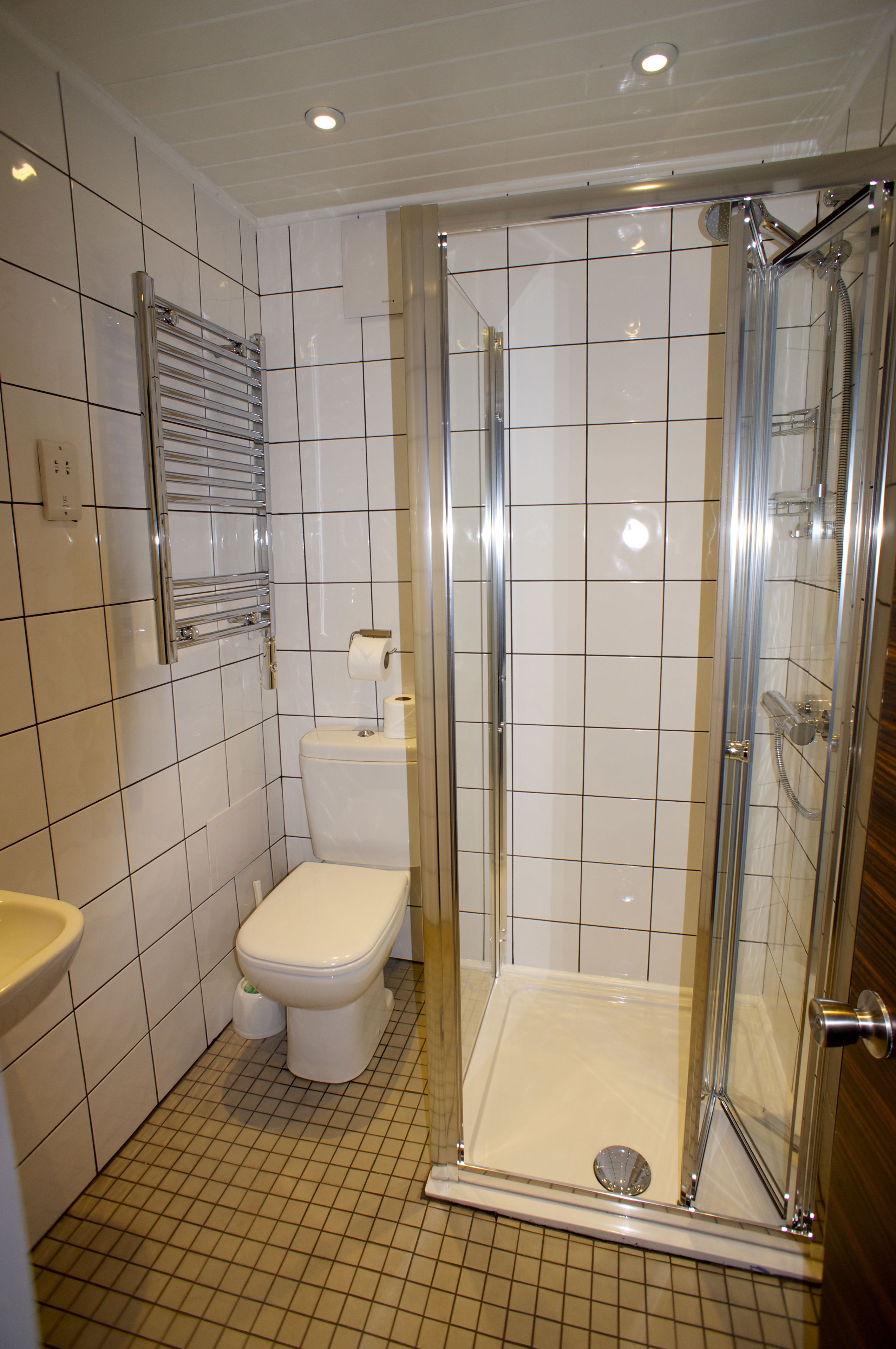 Photo - Crestfield Hotel