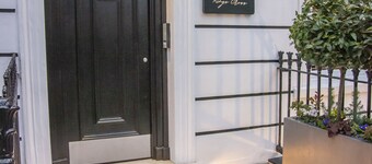 Howard Winchester Hotel