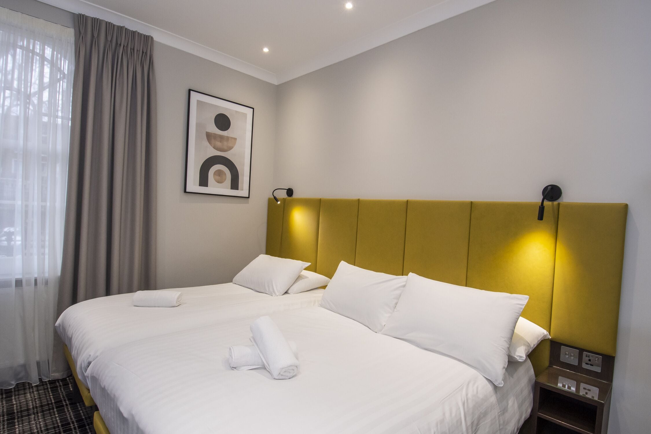 Photo - Howard Winchester Hotel