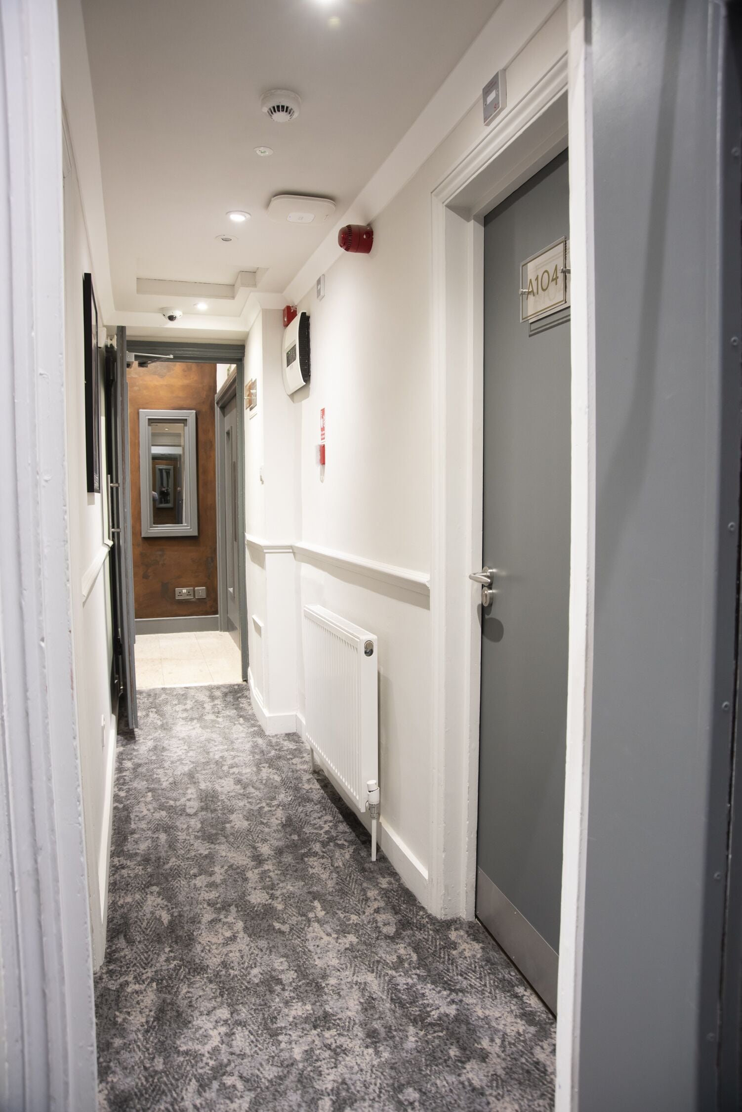 Photo - Howard Winchester Hotel