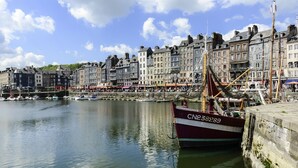 Uklassifisert bilde, 4 av 73, knapp