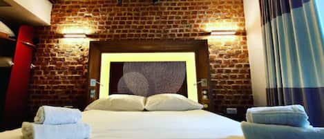 Kahden hengen huone | 1 makuuhuone, työpöytä, äänieristys, ilmainen Wi-Fi