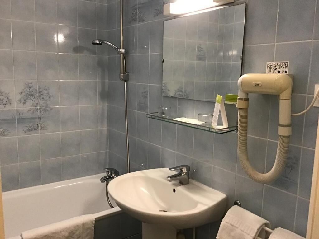 free toiletries, hair dryer, towels