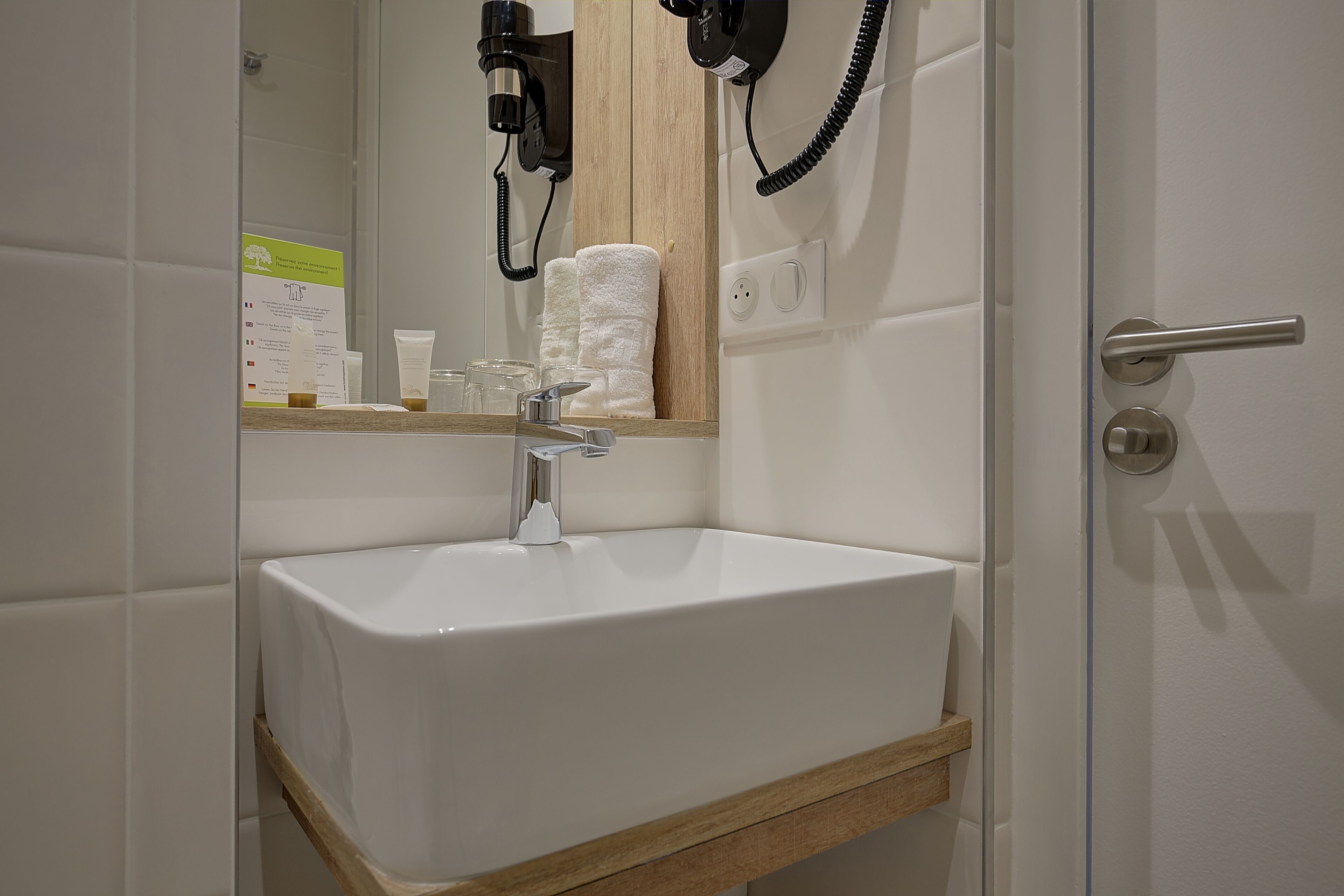 comfort triple room | bathroom | free toiletries, hair dryer, towels