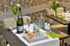 Food court - Cristal Hotel Restaurant (Saumur)