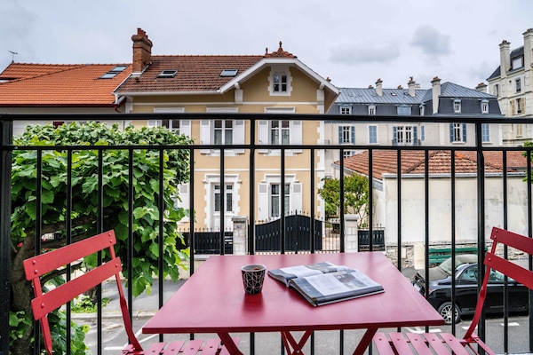 Junior Double Room | Individually decorated, individually furnished, desk, laptop workspace