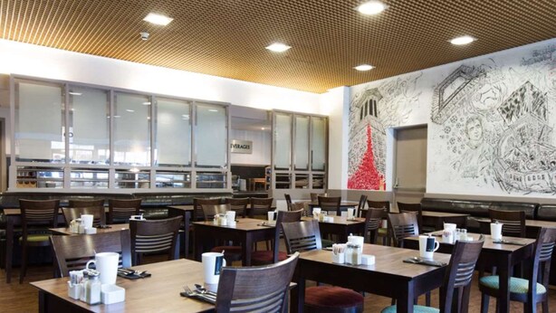Breakfast, lunch and dinner served - Derby Station Hotel, Sure Hotel Collection by Best Western (Derby)
