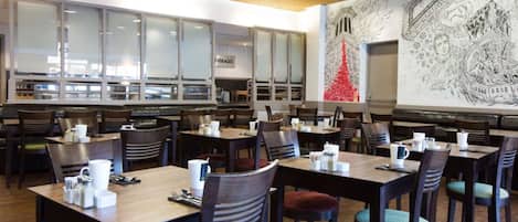 Breakfast, lunch, dinner served; international cuisine